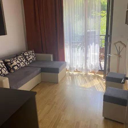 Apartament Cozy In Astoria 2 *